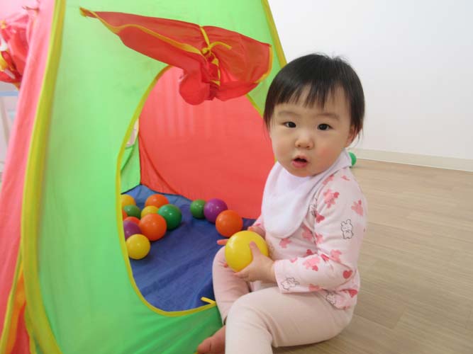 2025年０・1歳児　室内遊び