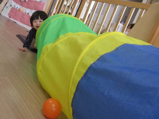 2025年０・1歳児　室内遊び