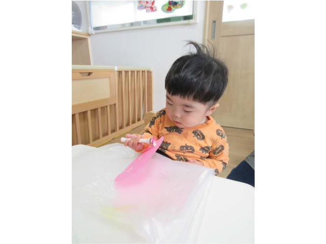 2025年０・1歳児　室内遊び