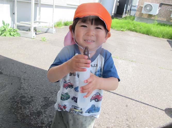 2025年千歳恵比寿保育園で水あそび