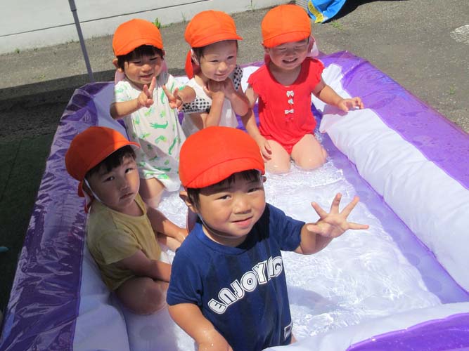 2025年千歳恵比寿保育園で水あそび
