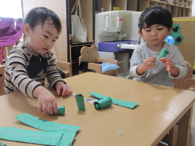 ２歳児 お店屋さんごっこに向けての取り組み2025年