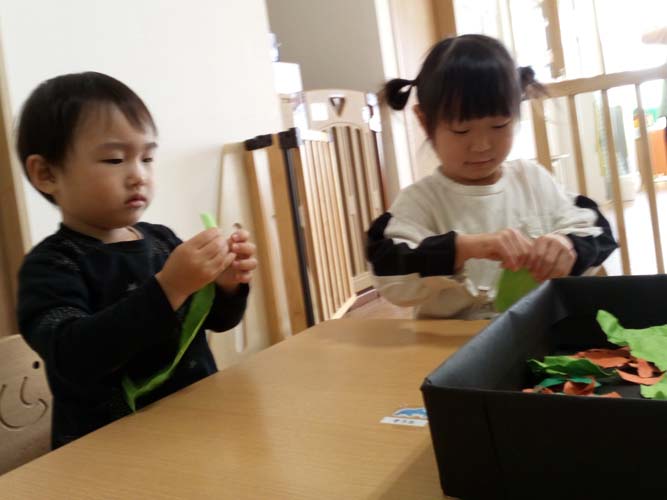 ２歳児 お店屋さんごっこに向けての取り組み2025年